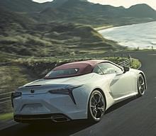 Die limitierte Sonderserie des LC Coupé und LC Convertible ist inspiriert von der Vulkaninsel Hokkaido